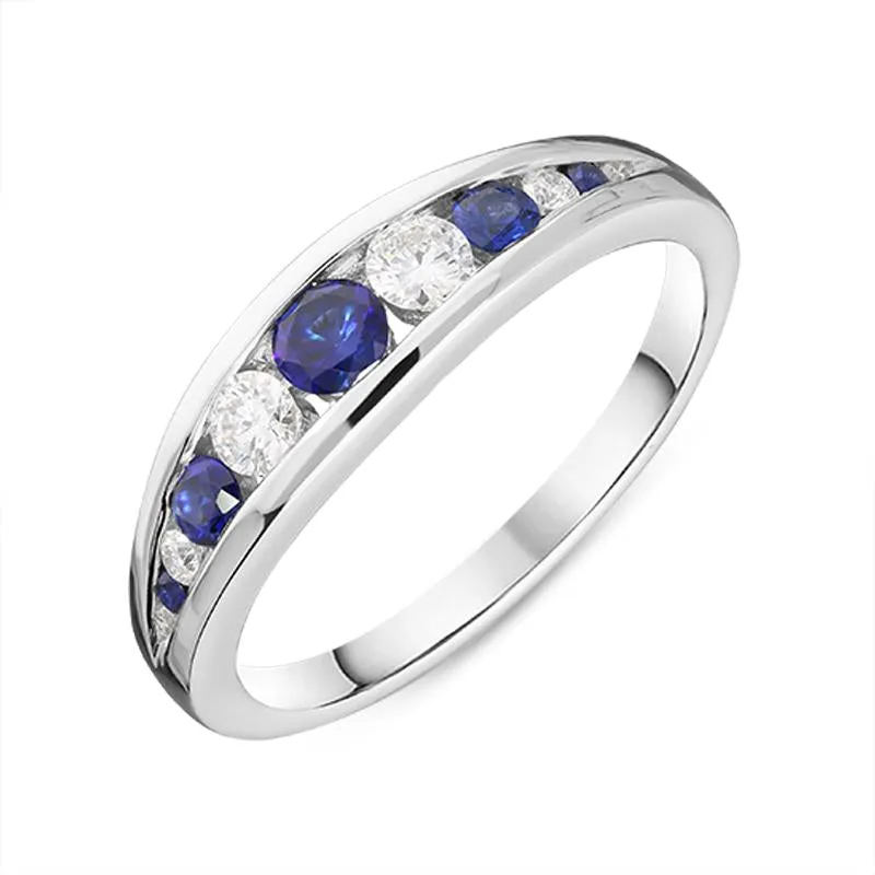 18ct White Gold 0.33ct Sapphire Diamond Graduating Ring