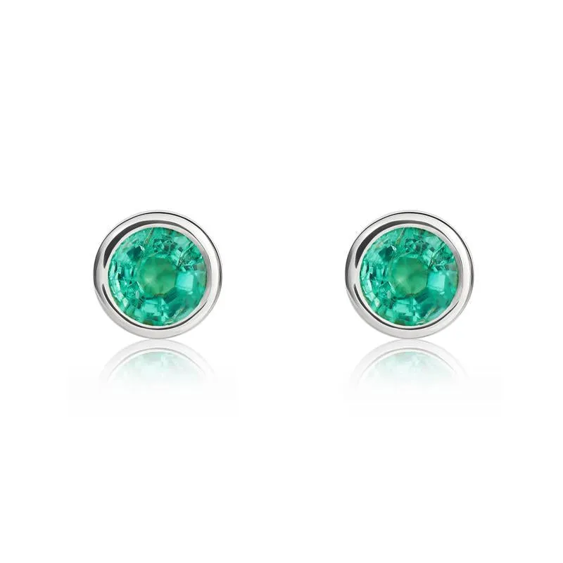 9ct White Gold Emerald 4mm Round Rub Over Set Stud Earrings