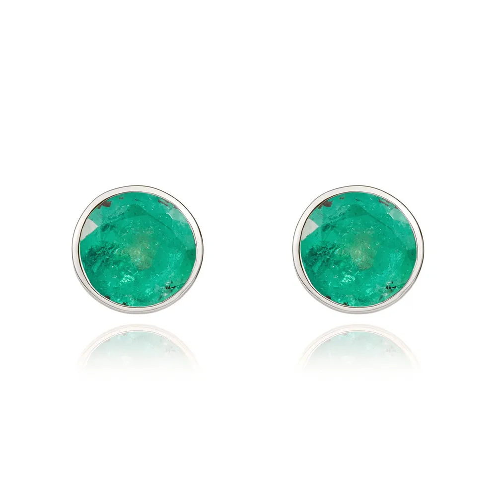 9ct White Gold Emerald 5mm Round Rub Over Set Stud Earrings