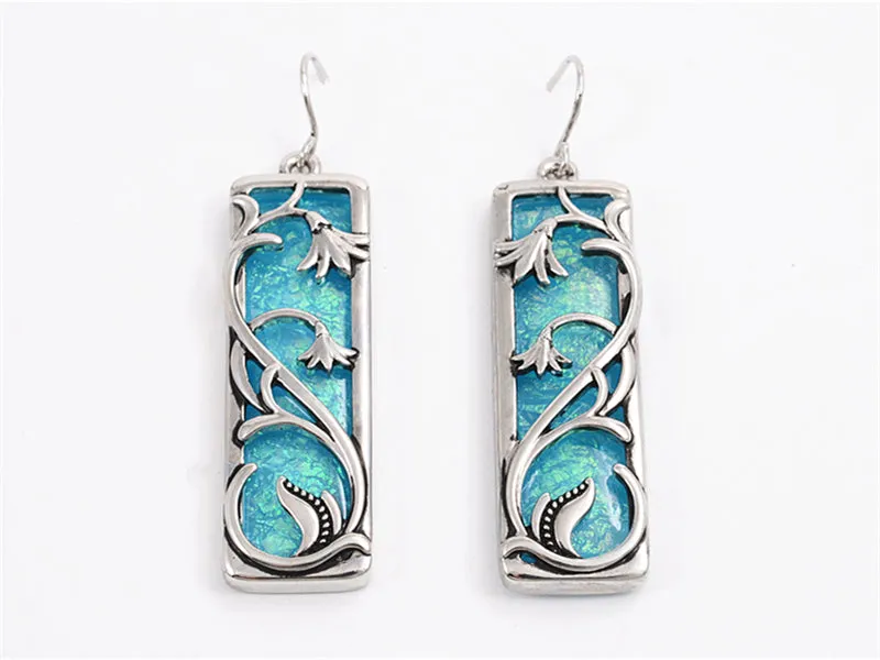 Blue Resin Flower Earrings - MSE1157