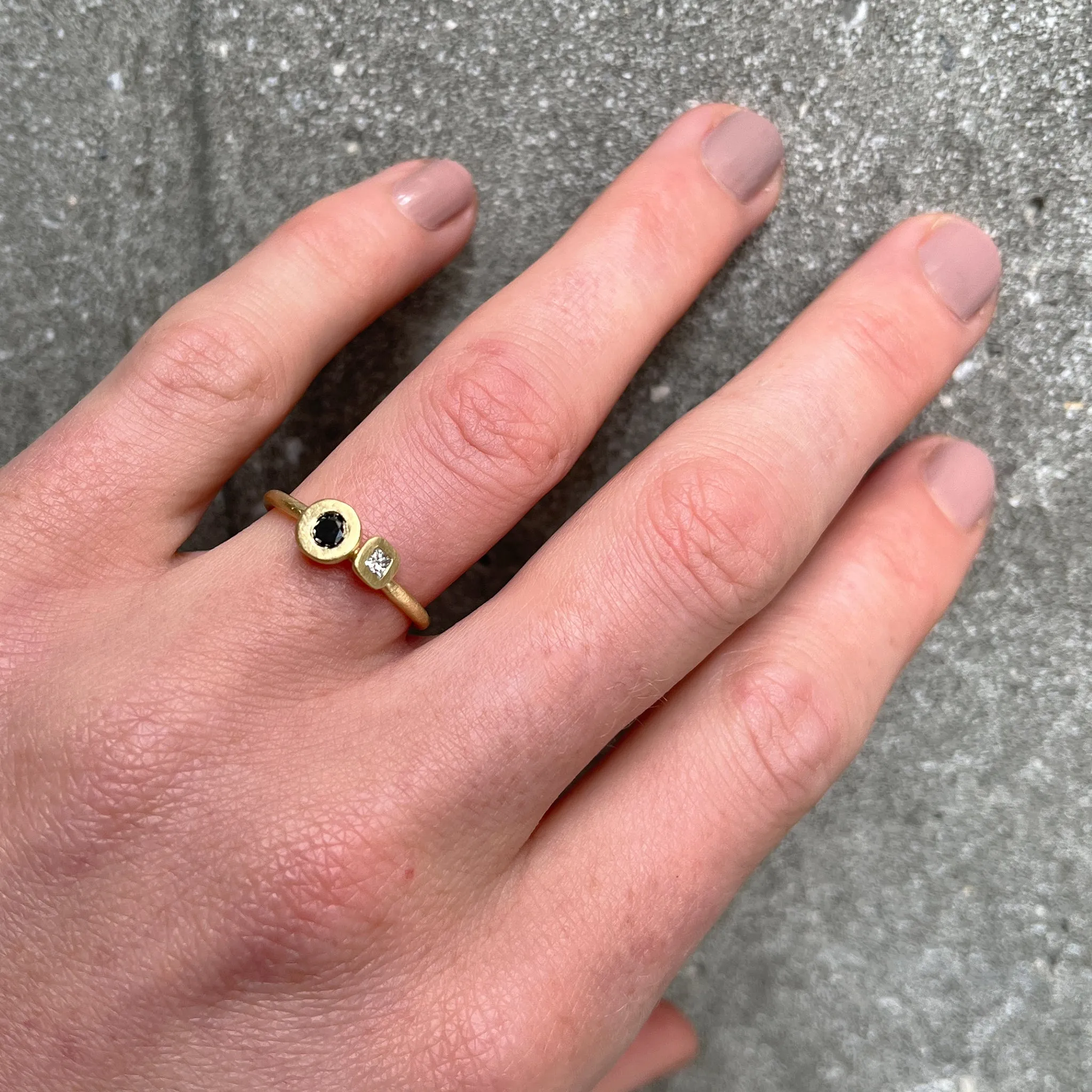 Bond Ring Pieces of Eight