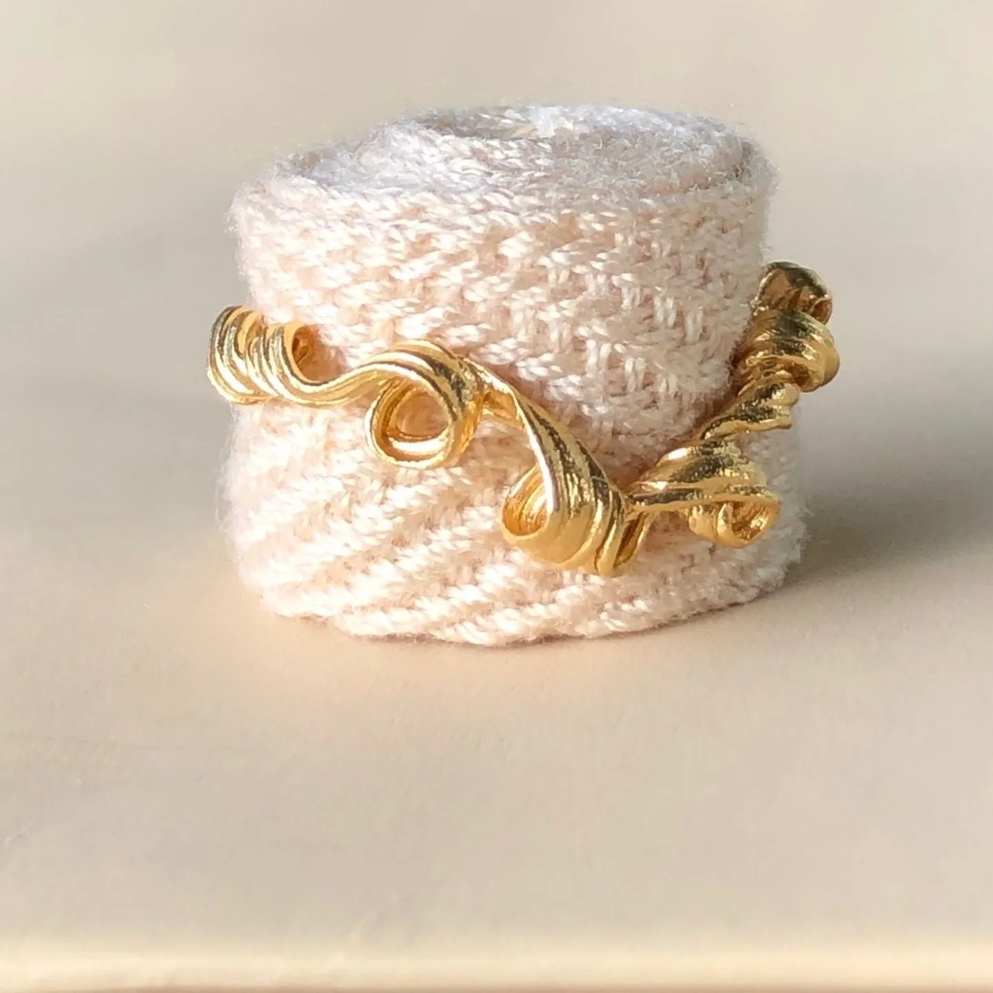 Fouettés #1 18K Gold Ring