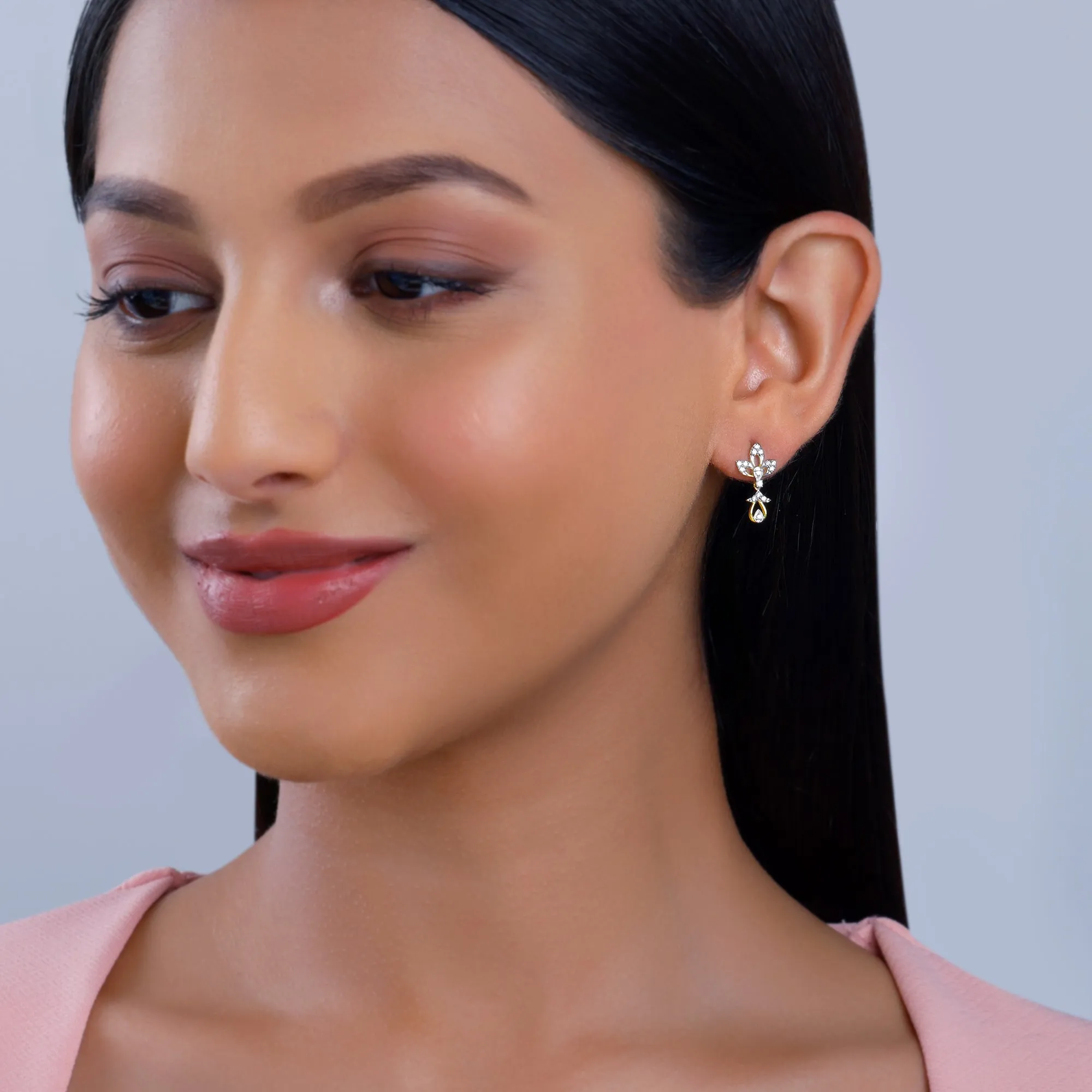 Gold Leaflight Diamond Earrings Giva