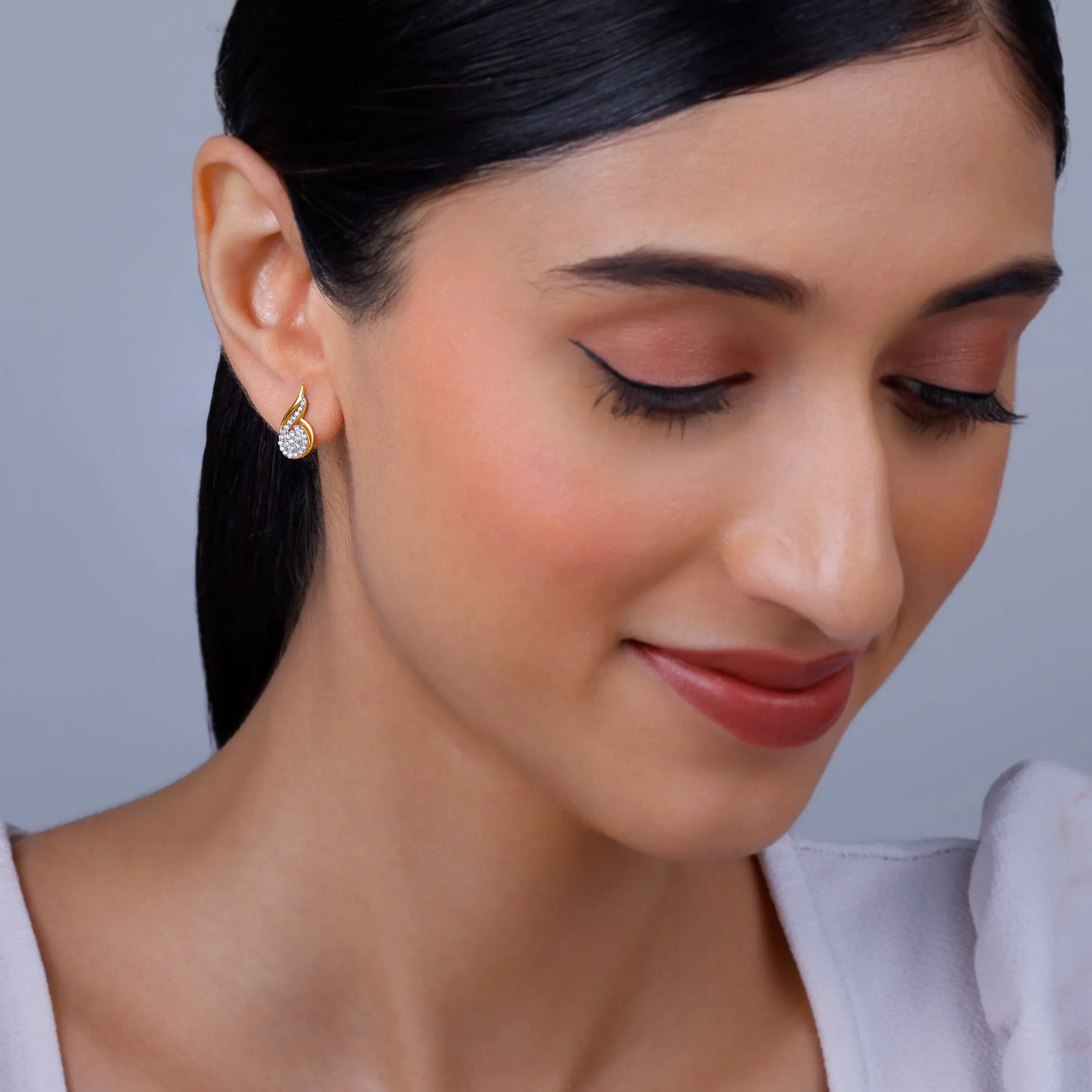 Gold Sparkling Flow Diamond Earrings Giva