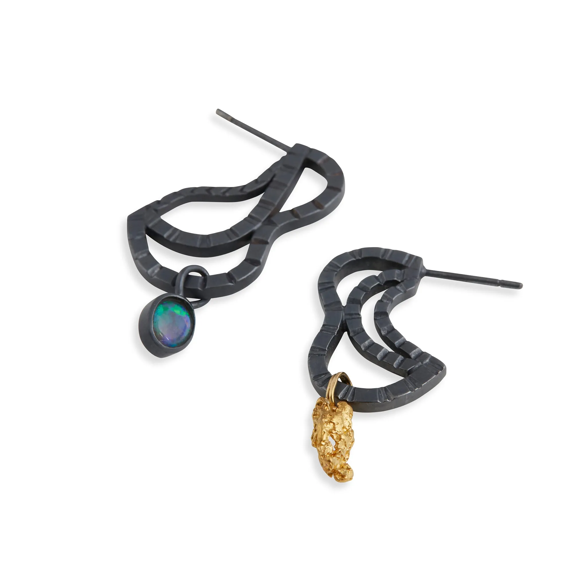 Golden Gestures (Single) Earring Pieces of Eight