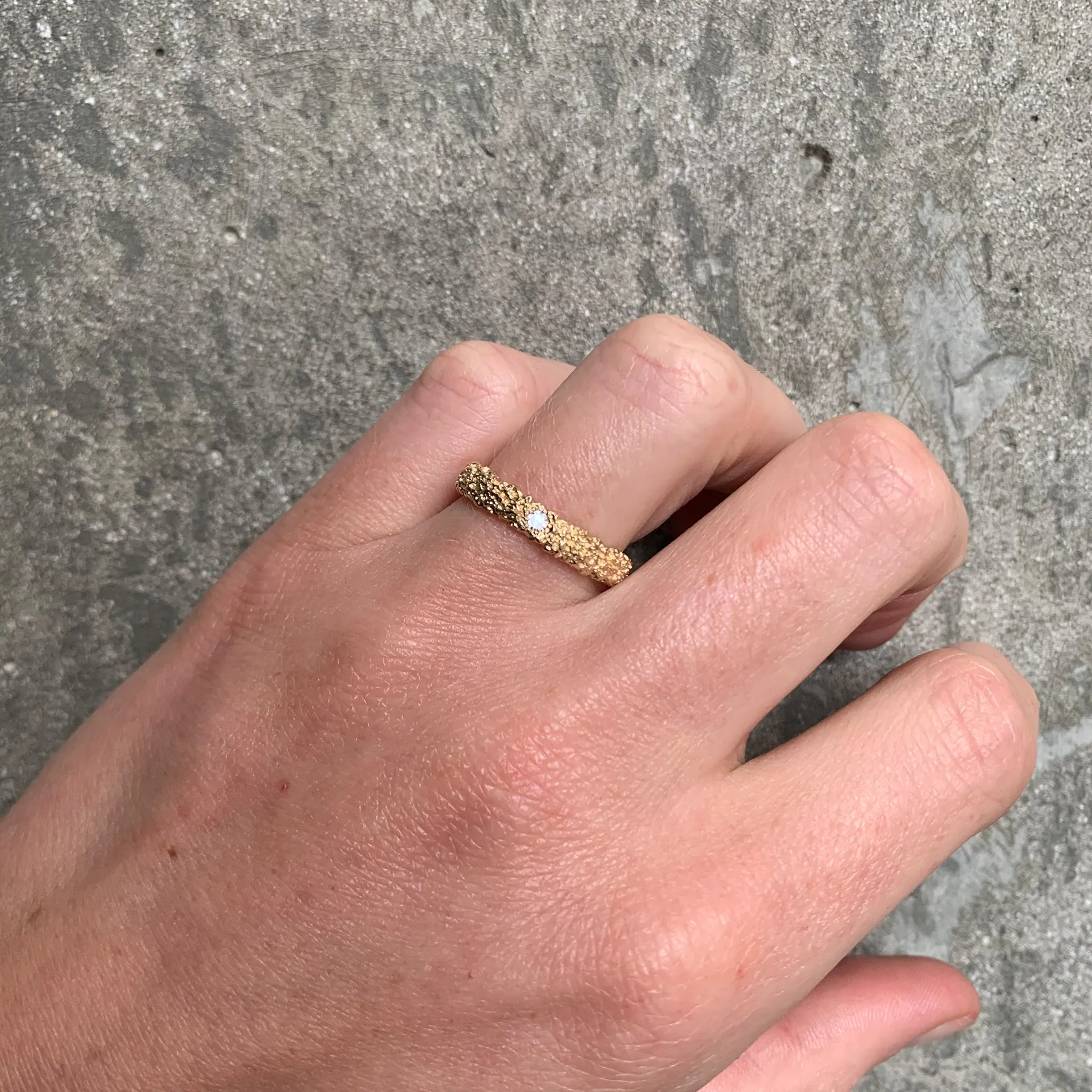 Graceful Inner Islands Ring Pieces of Eight