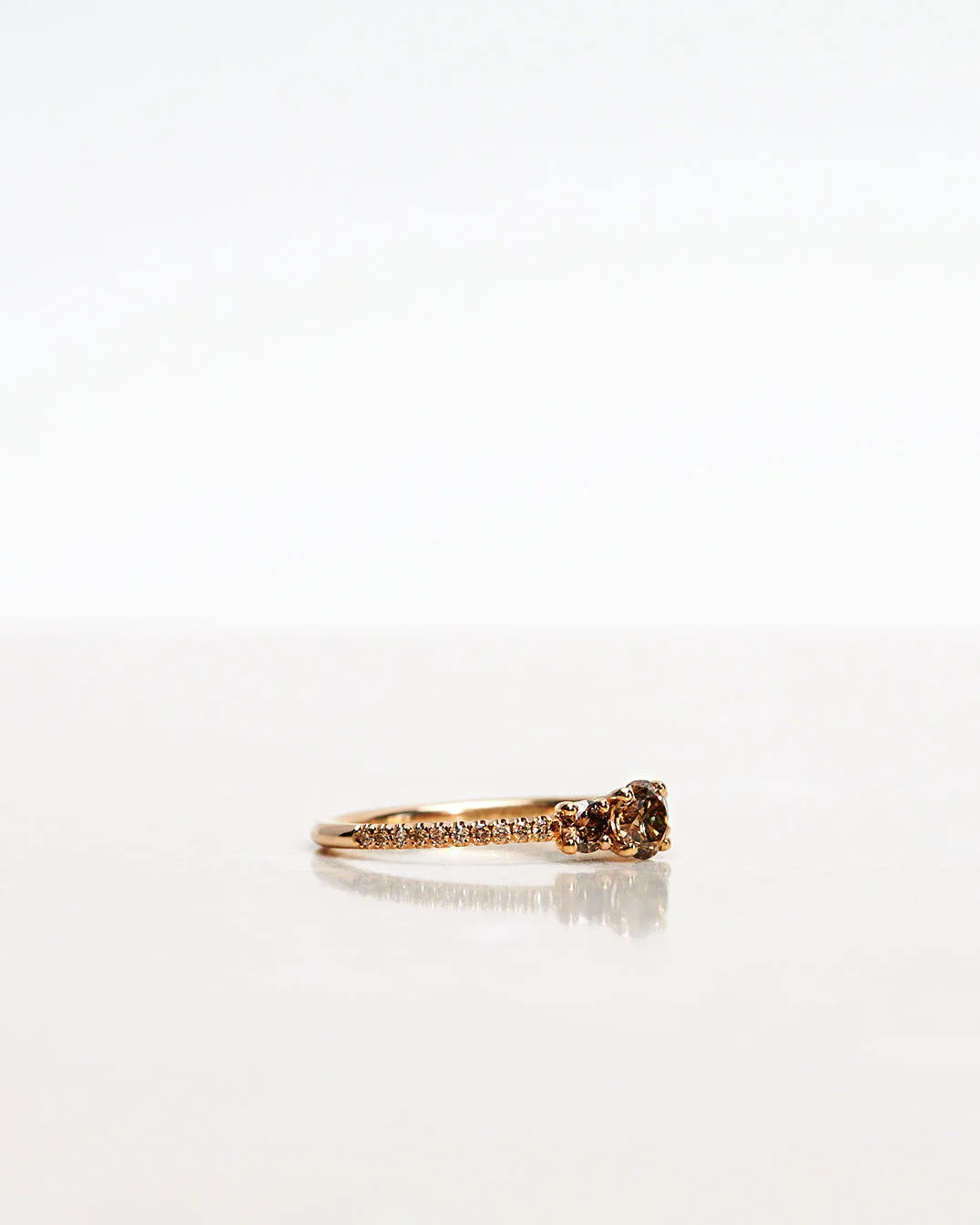 Greta Chocolate 18K Gold, Whitegold or Rosegold Ring w. Diamonds
