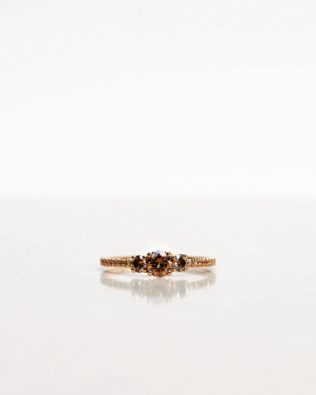 Greta Chocolate 18K Gold, Whitegold or Rosegold Ring w. Diamonds
