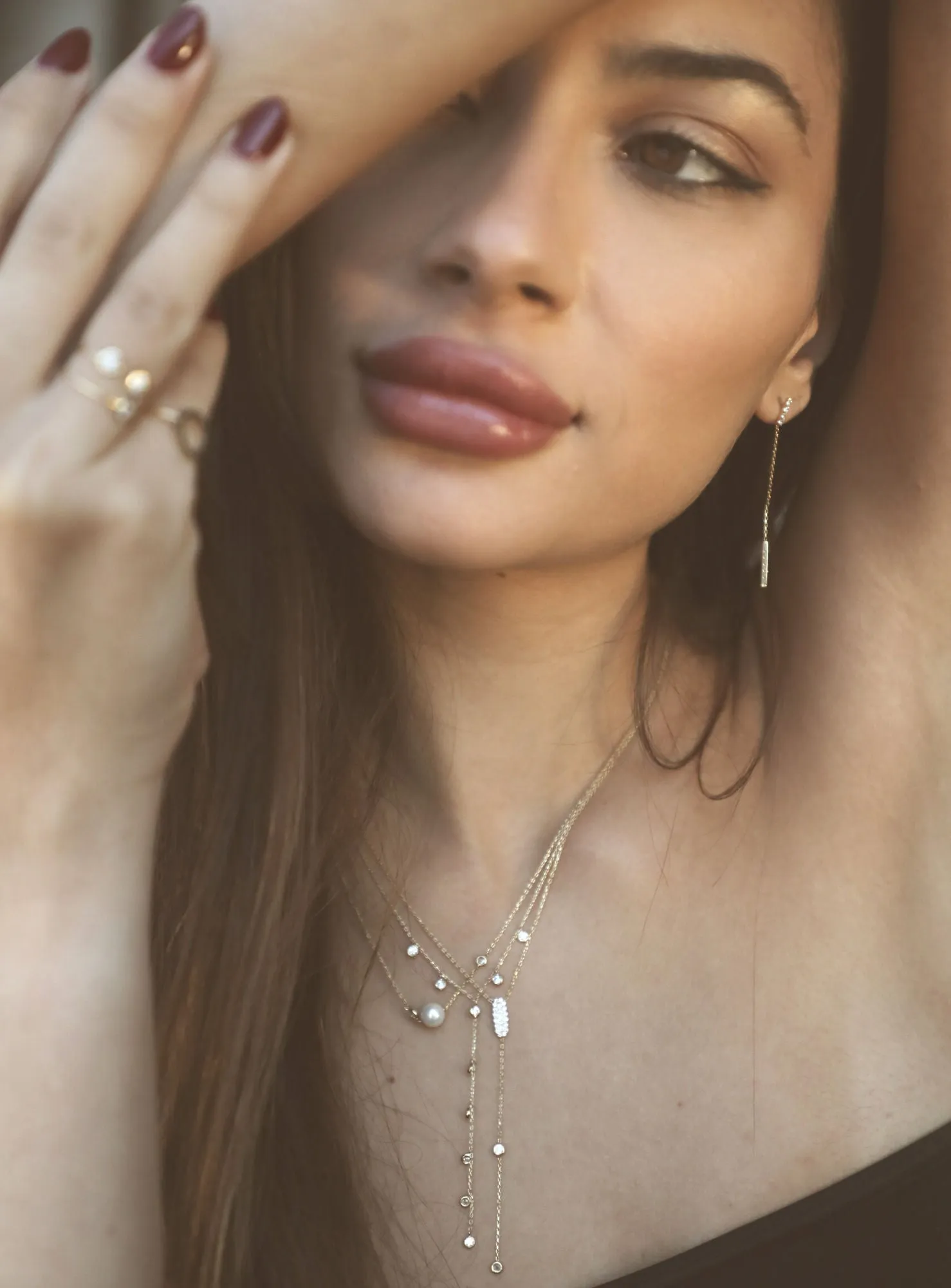 Hanging Bar 18K Rose Gold Earring w. Diamonds