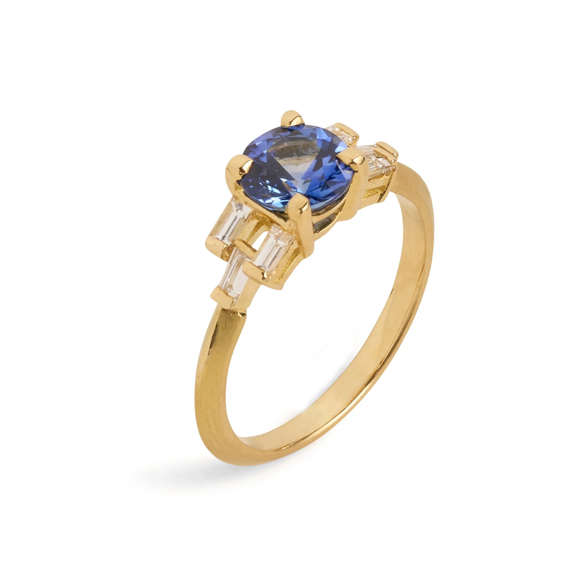 Harmony Ceylon Sapphire Ring Pieces of Eight