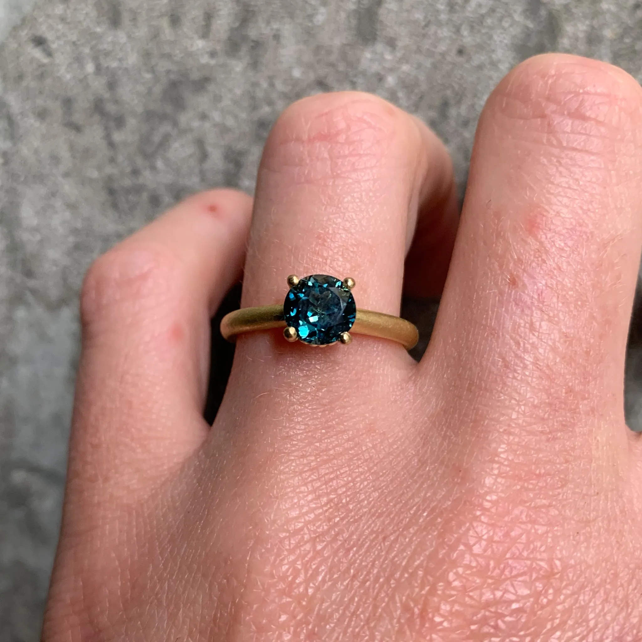 Harvest Round Teal Parti Sapphire Ring Pieces of Eight