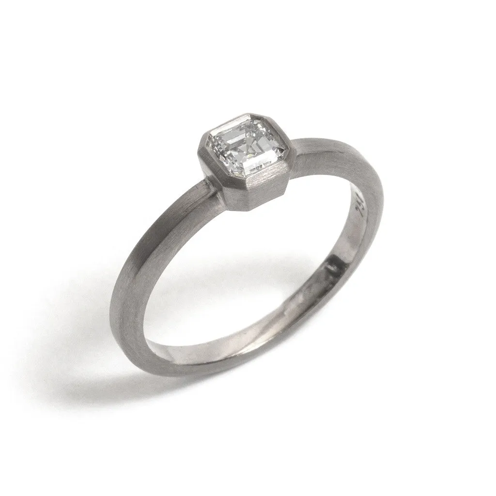 Indre By Diamond Ring Pieces of Eight