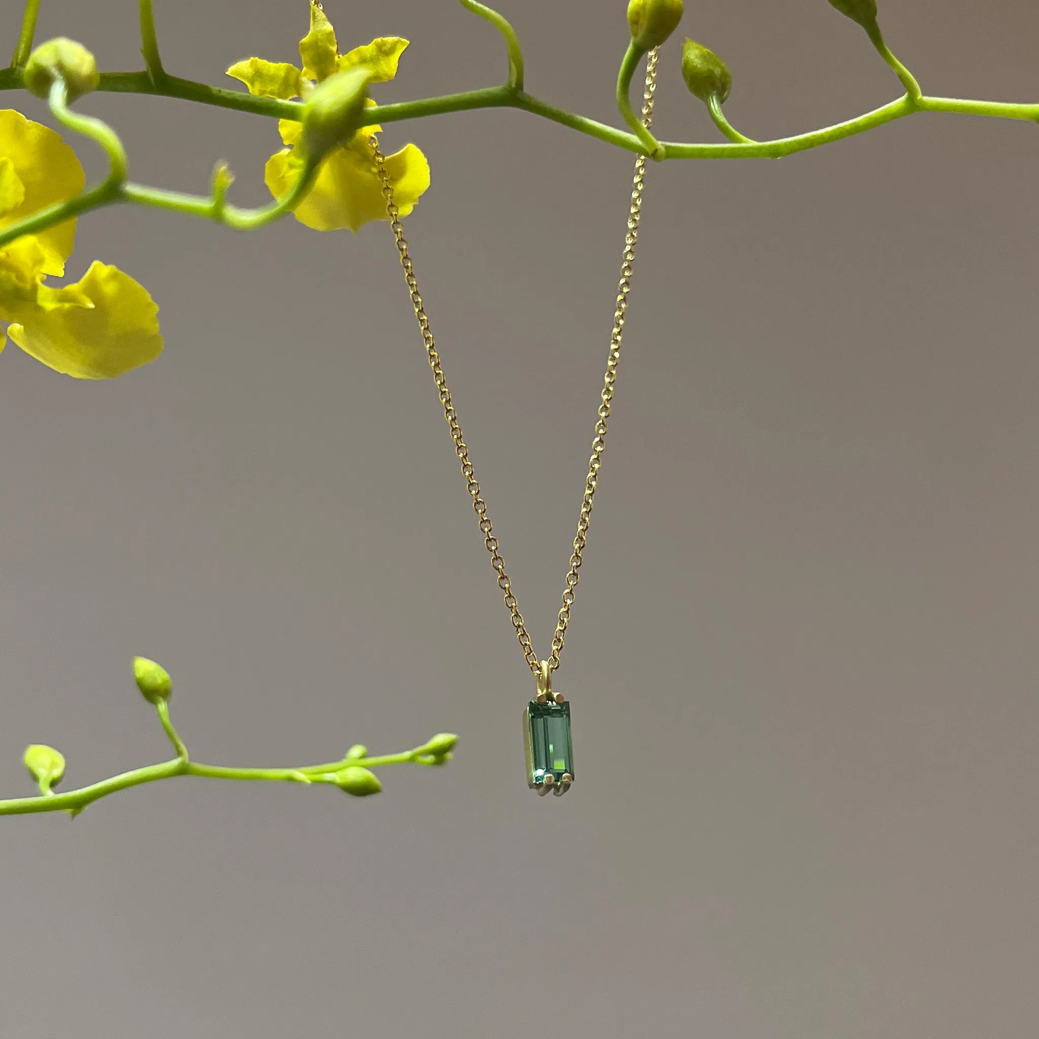 Invisible Pendant Pieces of Eight