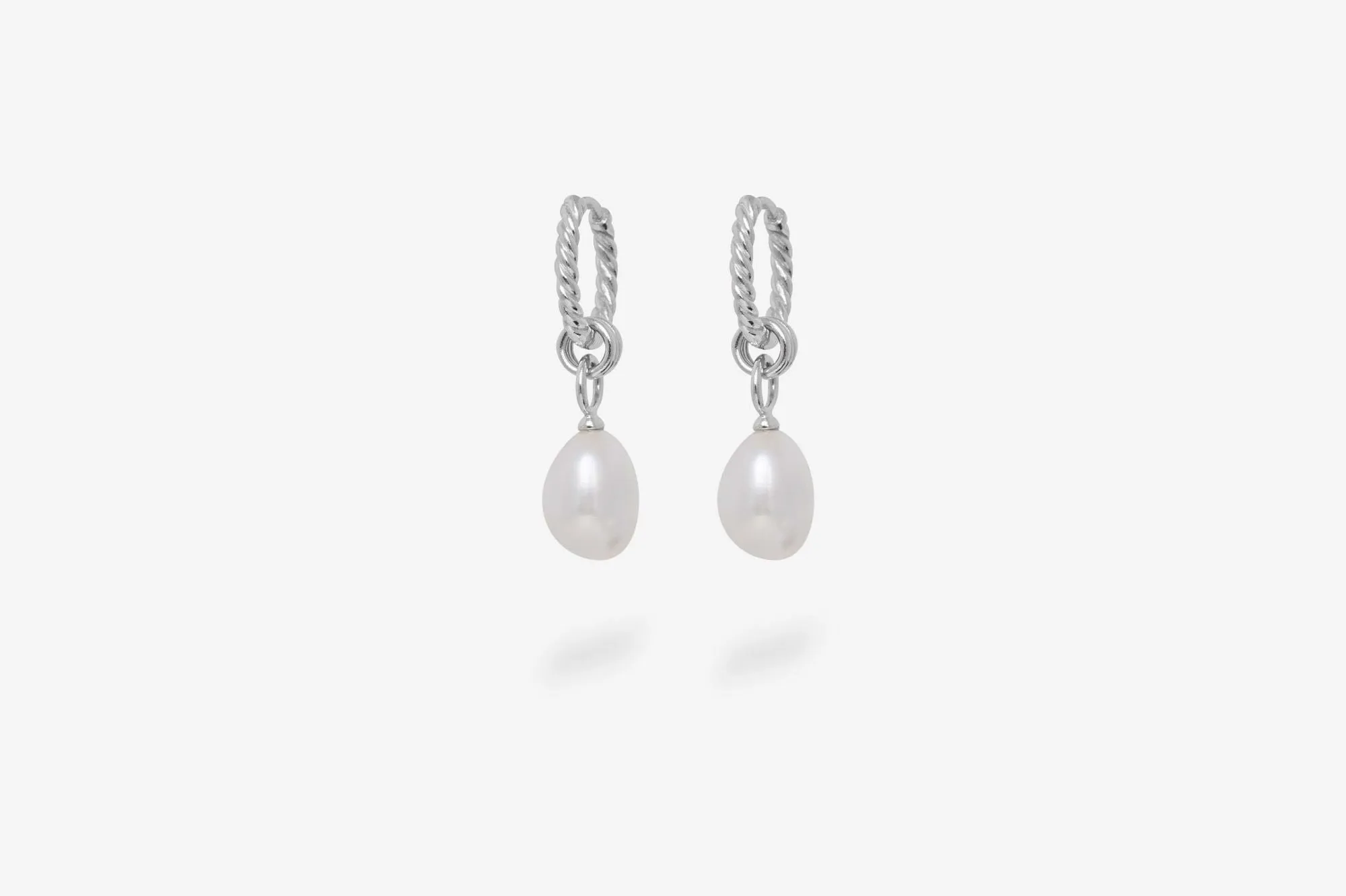 IX Ocean Pearl Silver Hoop
