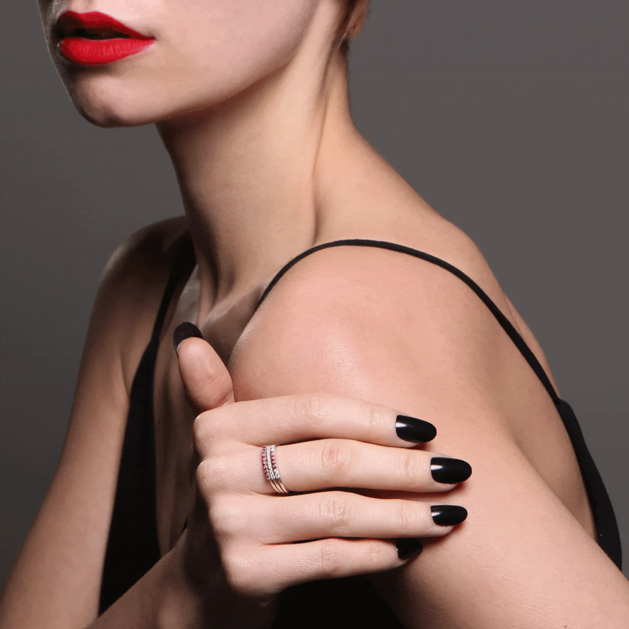 Lara Bar 18K Gold Ring w. Diamonds & Rubies