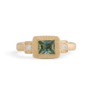 Precious Plateau Ring Pieces of Eight