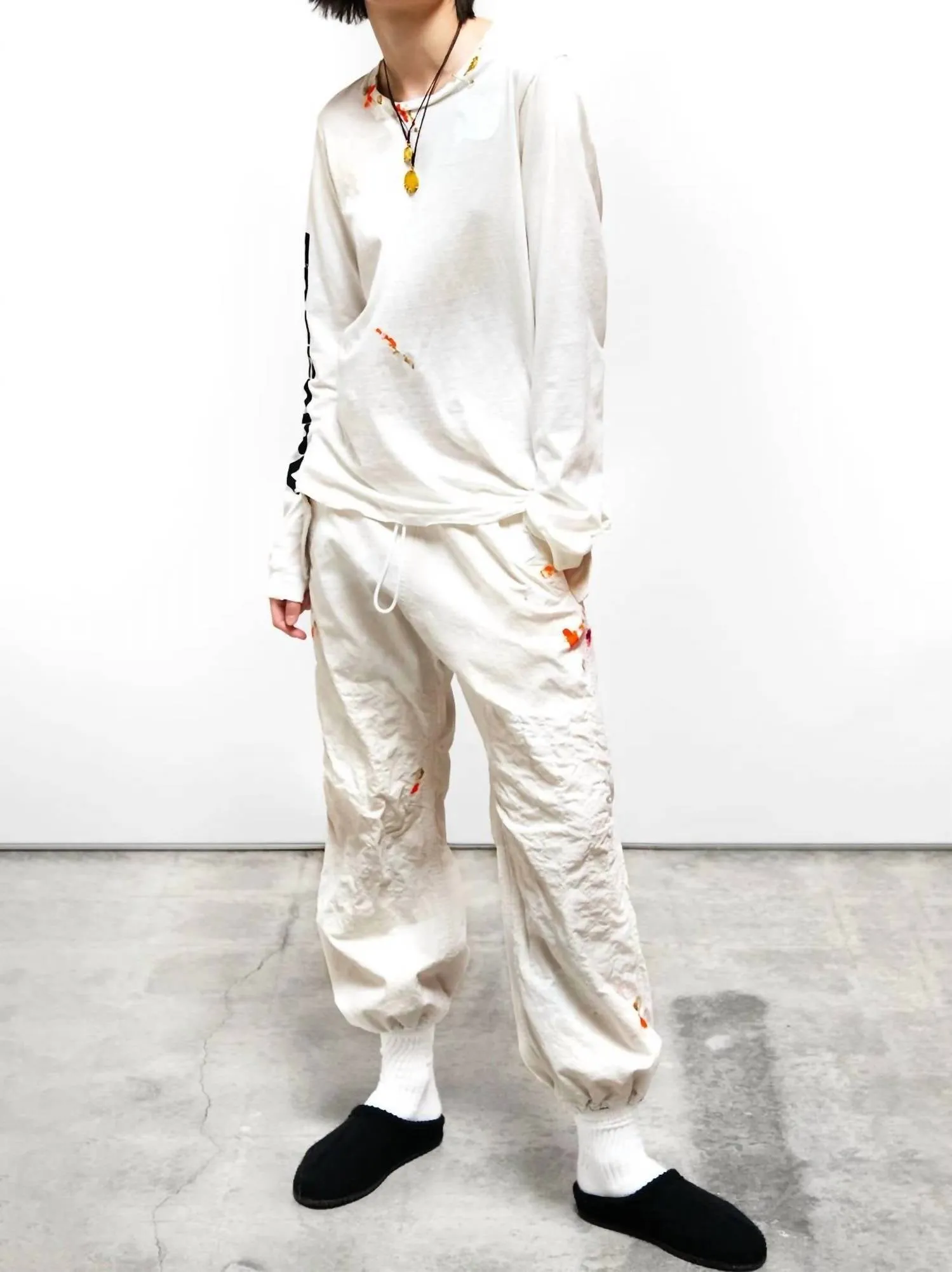 "artists Wanted" Paint Super Vintage Long Sleeve Tee In White