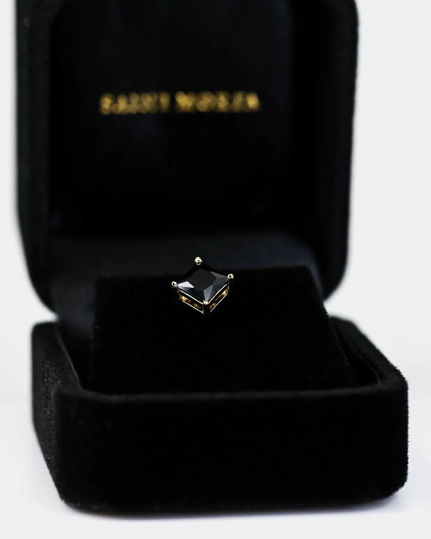 Saint Morta Odin Square Cut Stud Earring Black/Gold