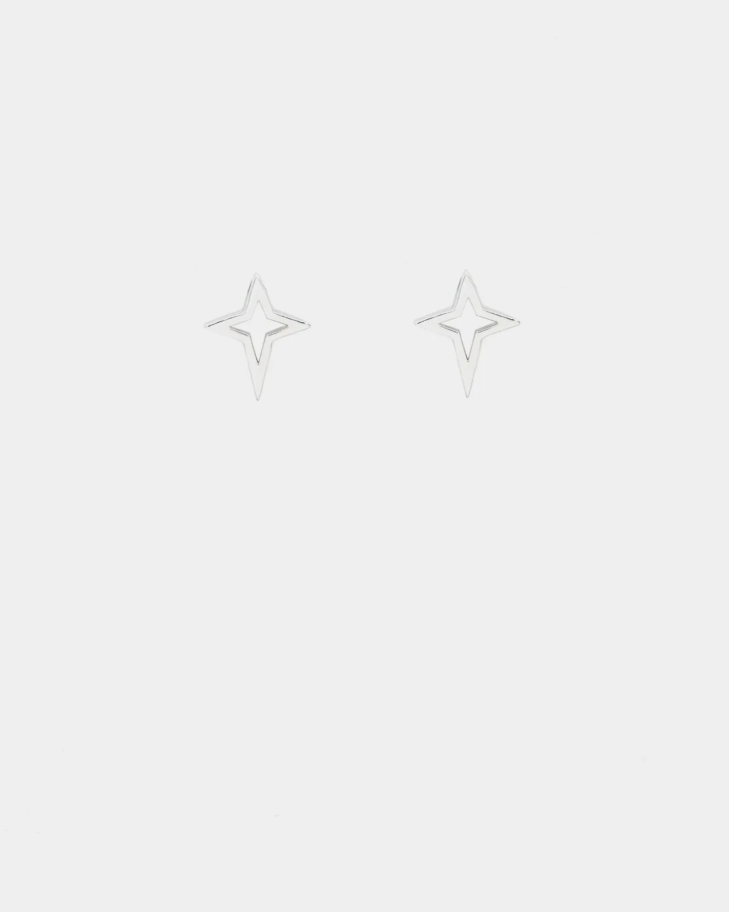 Saint Morta The 4 Point Earrings White Gold