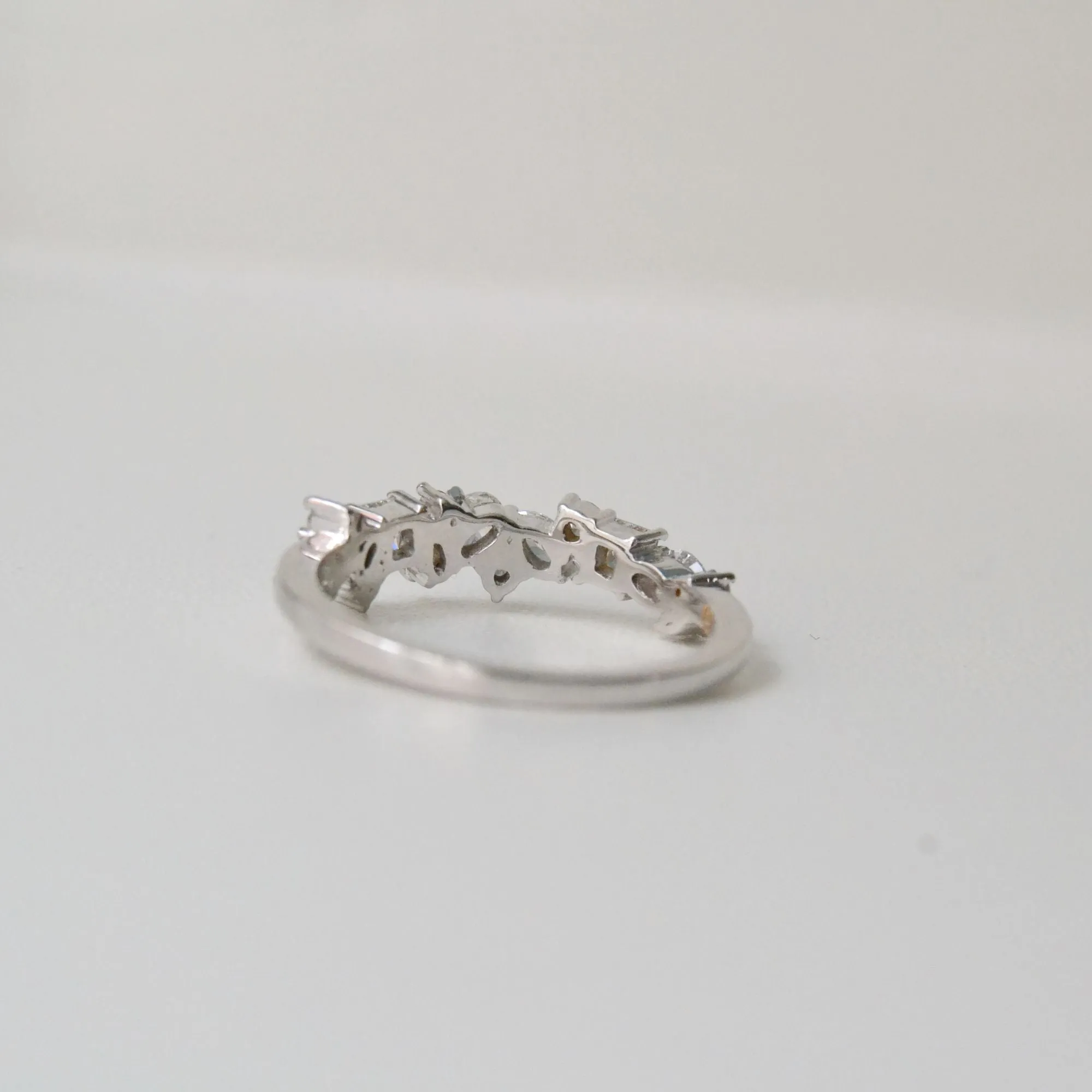 Shamaila 18K Whitegold Ring w. Diamonds