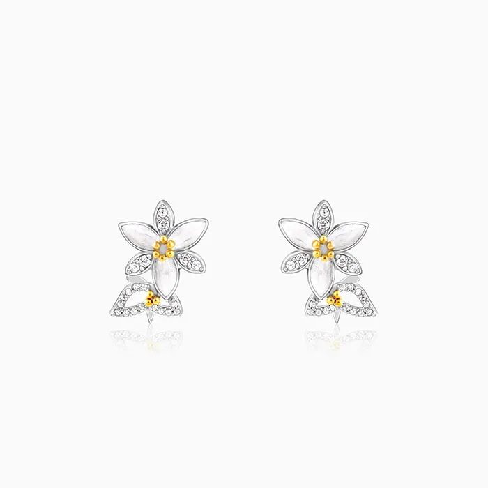 Silver One in a Trillium Earrings Giva