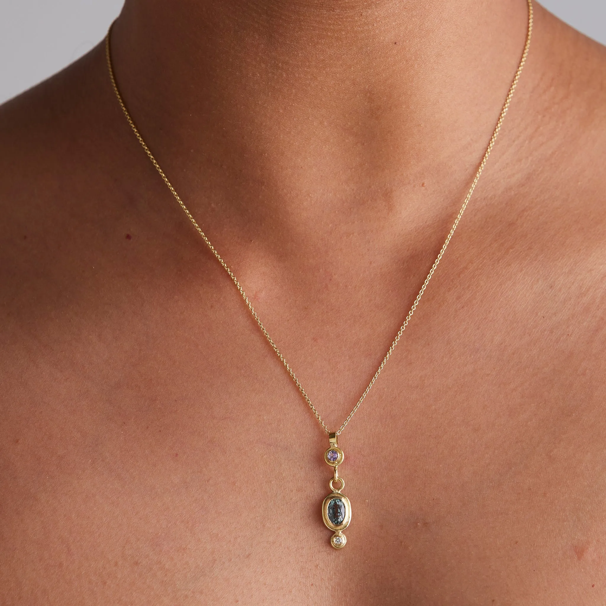 Silver Sapphire and Pink Sapphire Drop Neckpiece Pieces of Eight