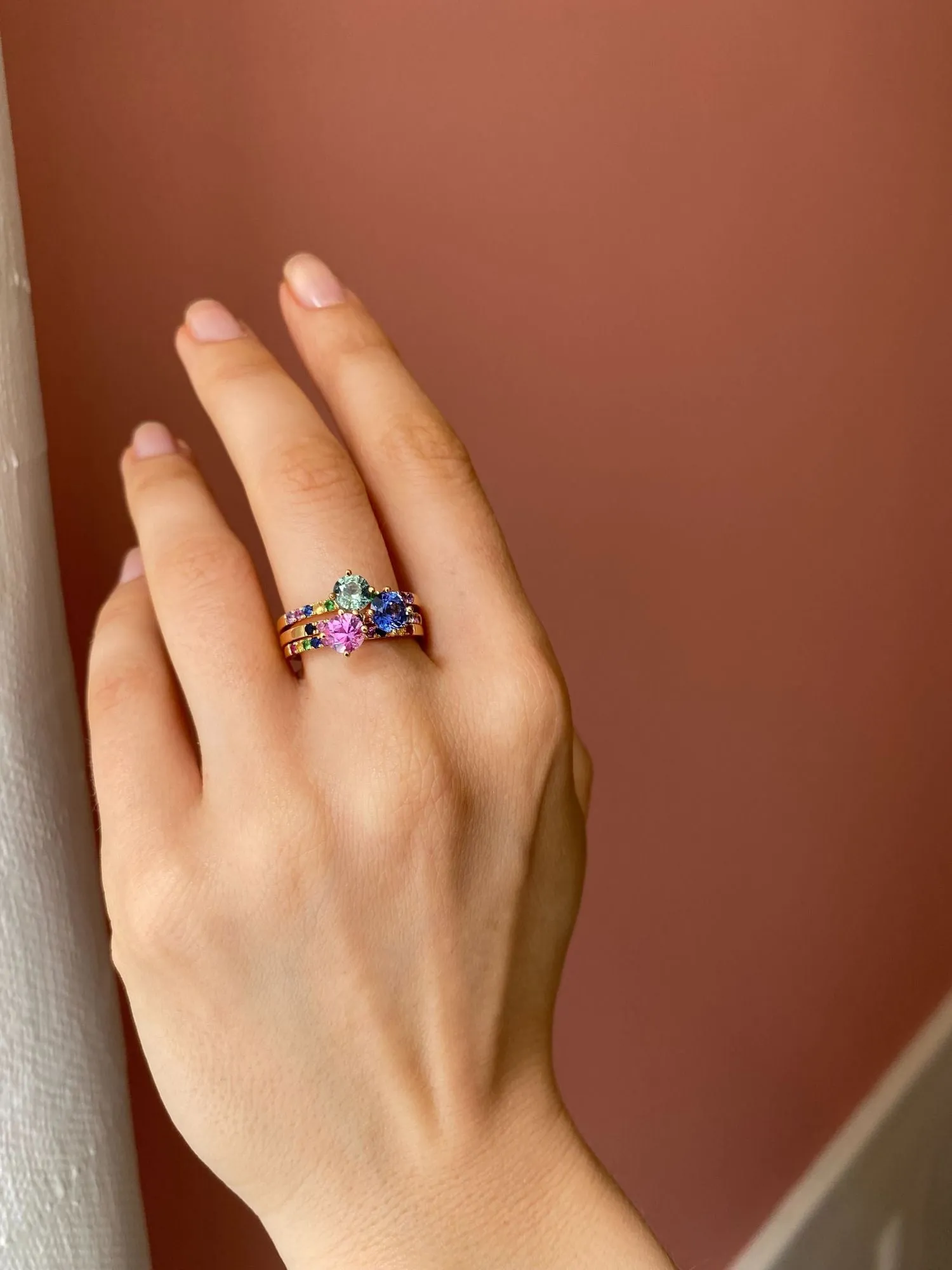 SOLD OUT Monara Kola 18K Gold Ring w. Sapphires & Tsavorite