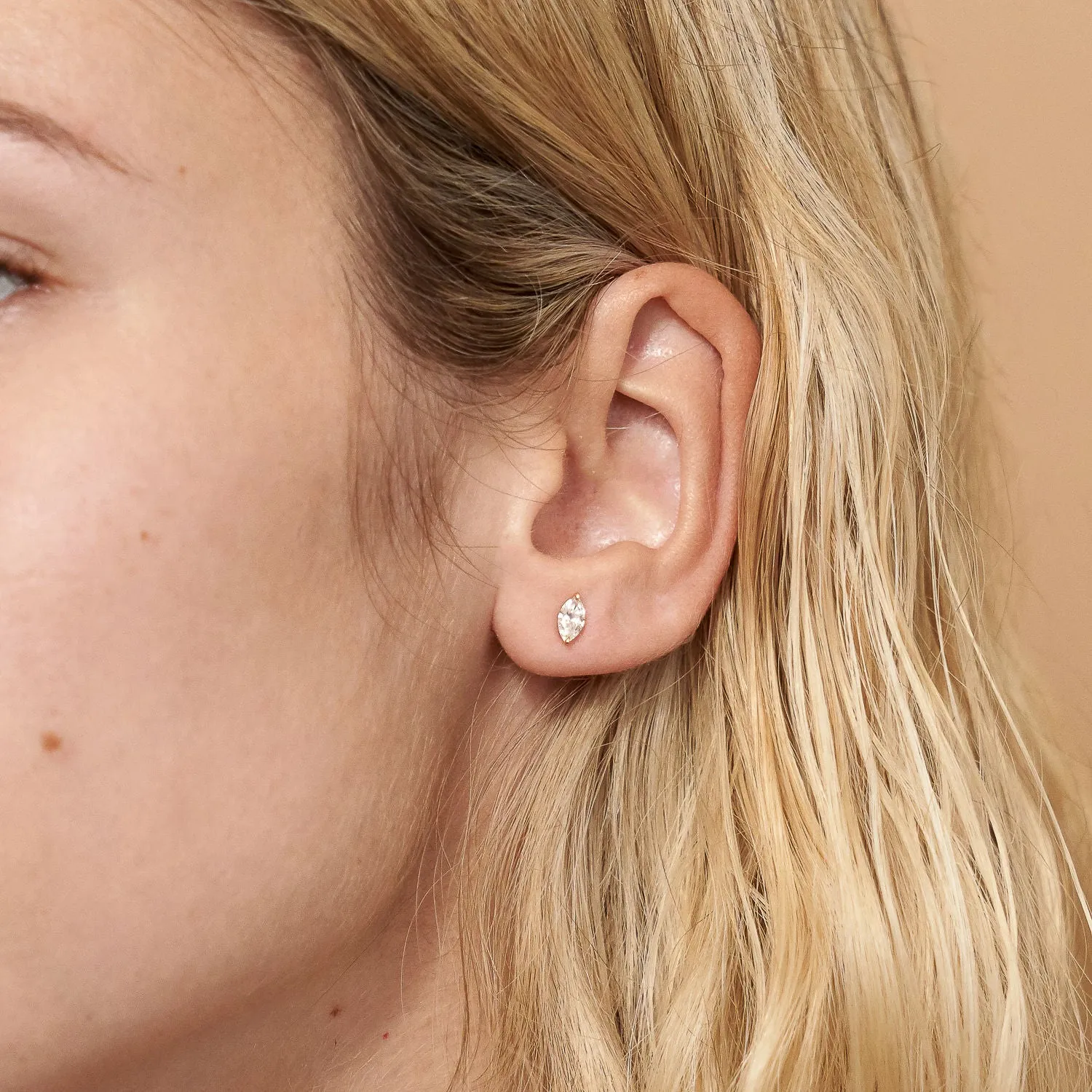 Solitaire Marquise 14K Rosegold Studs w. Lab-Grown Diamonds