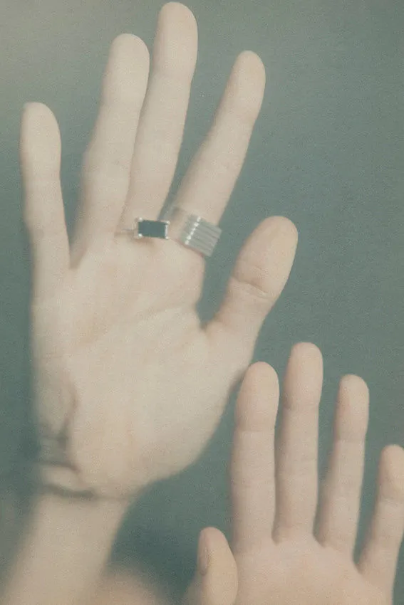 Summa 02 Silver Ring w. Onyx