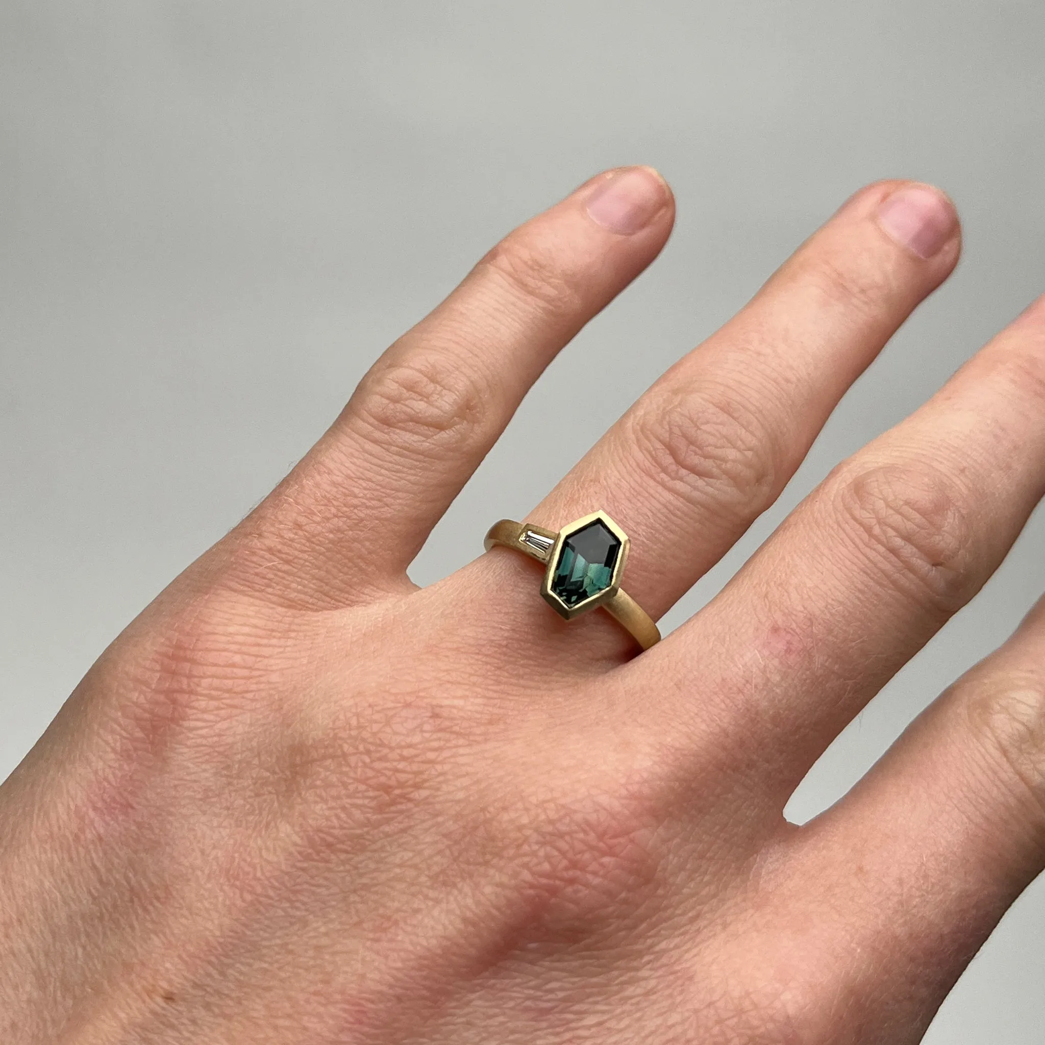 Tide Ring Pieces of Eight
