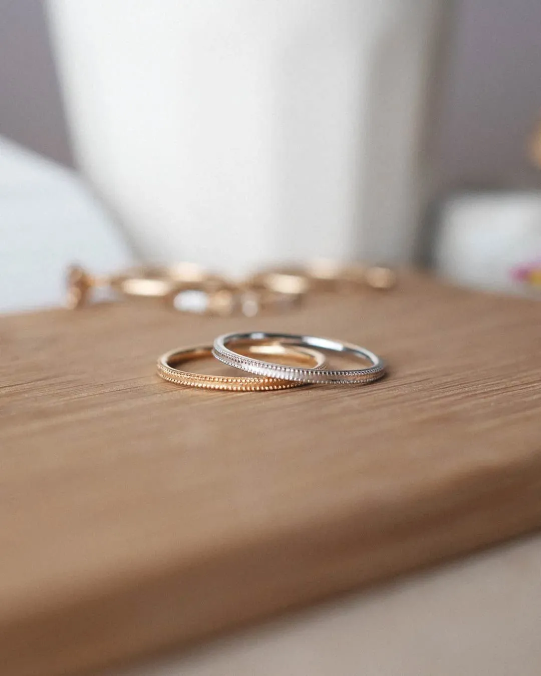 Vintage Style 18K Gold, Whitegold or Rosegold Ring