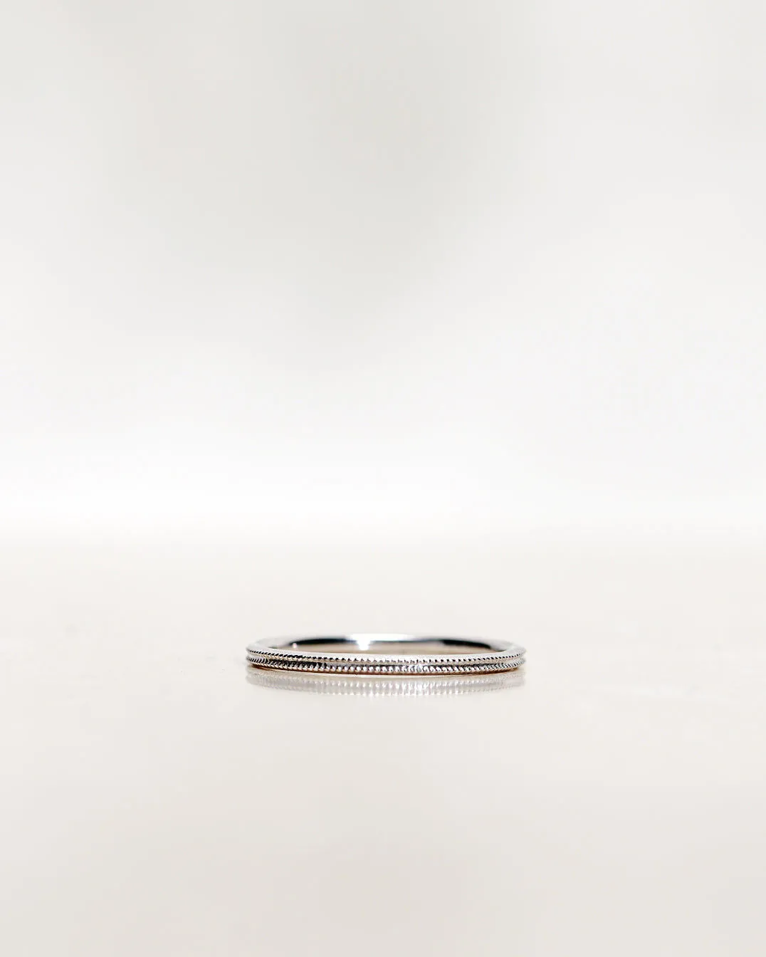 Vintage Style 18K Gold, Whitegold or Rosegold Ring