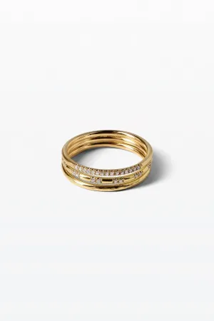 Wedding 03 18K Gold Ring w. Diamond