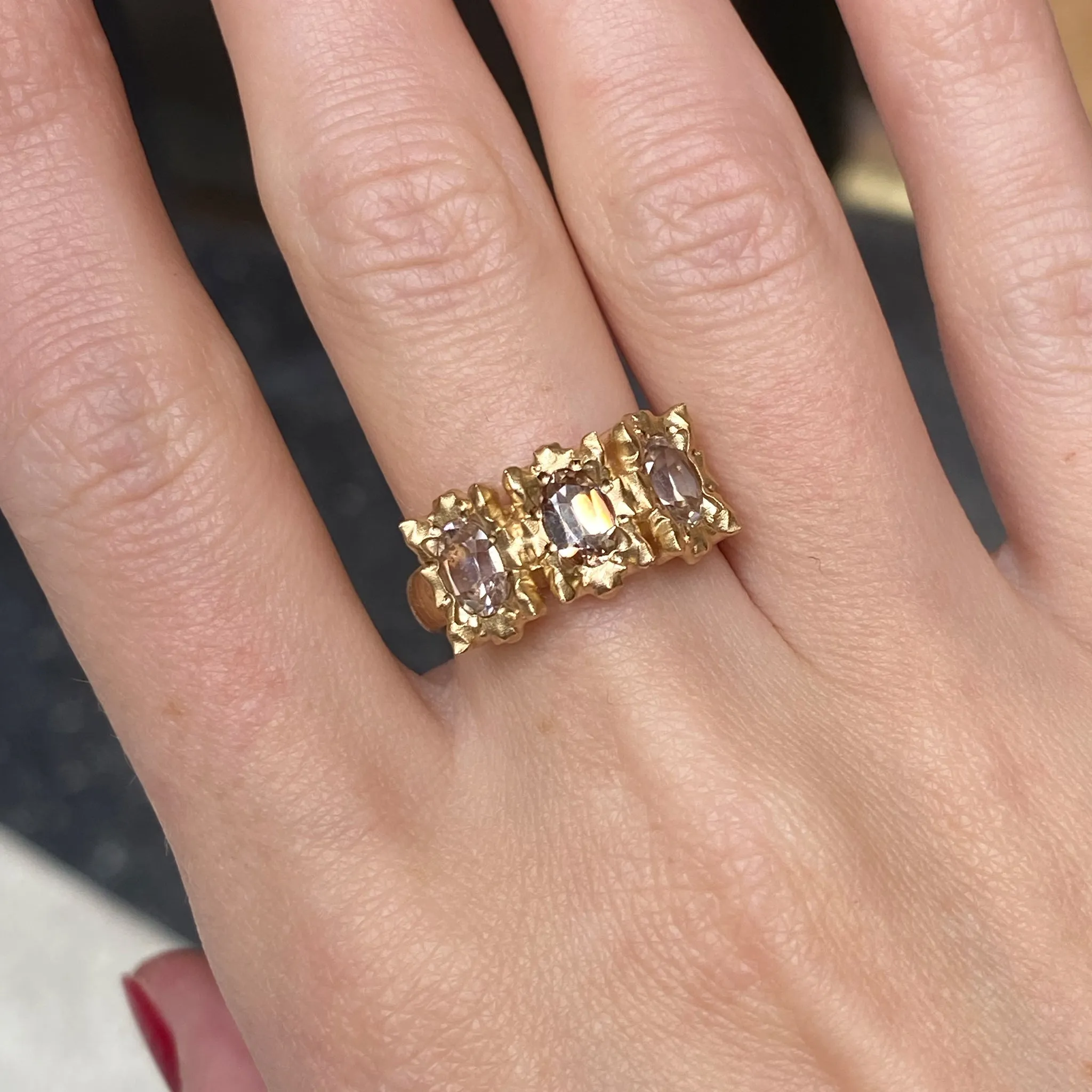 Zircon KOI-5 Small Ring Pieces of Eight